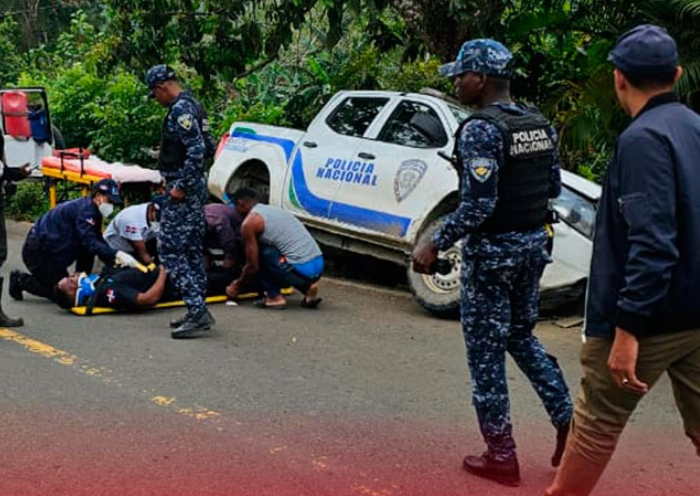 Tres policías heridos en accidente vehicular en Hato Mayor