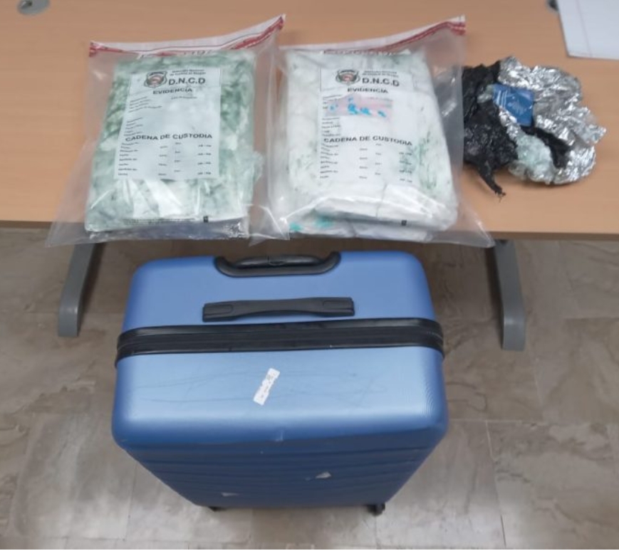 DNCD arresta en Punta Cana a ciudadano francés con cuatro paquetes de cocaína