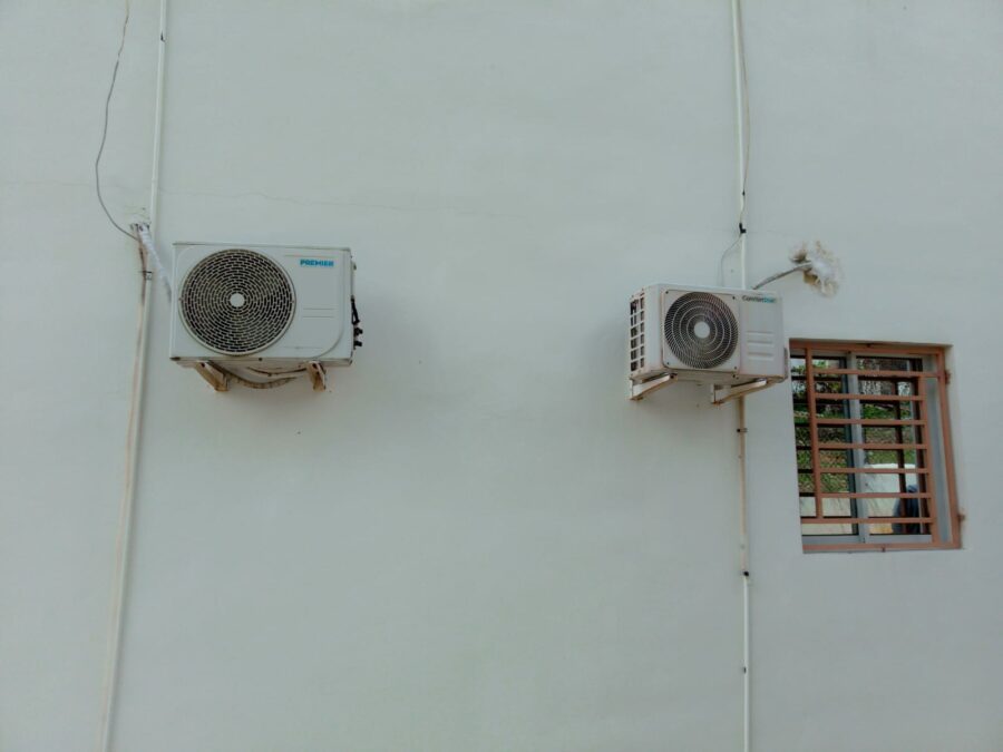 Edeeste corta luz al ayuntamiento y a casa de alcaldesa por conexión ilegal