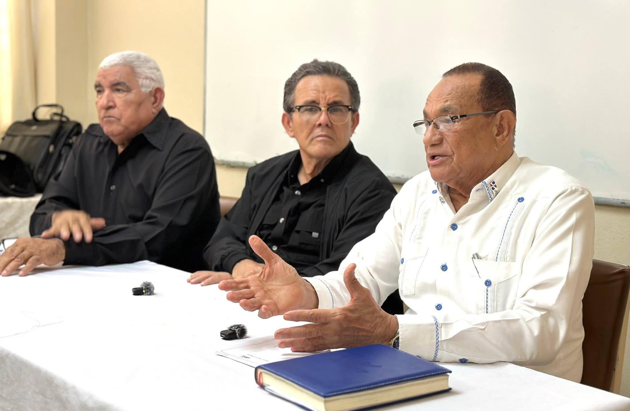 Crece el apoyo a los agrónomos: ahora se suman las centrales obreras y campesinas