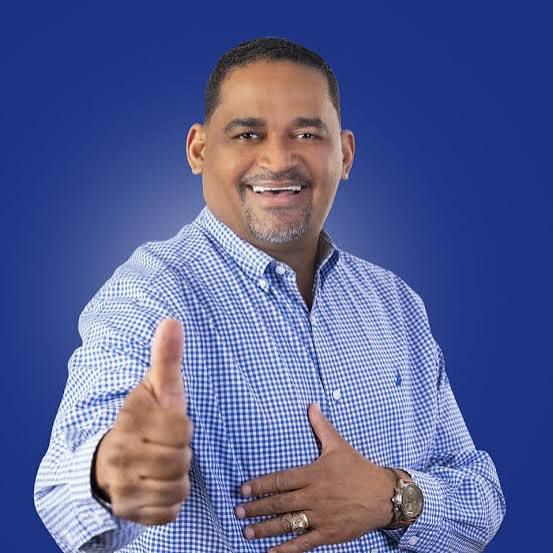 Sandro Sánchez anuncia su aspiración a la Secretaría General del PRM en Santo Domingo con un llamado a la unidad y al fortalecimiento del partido