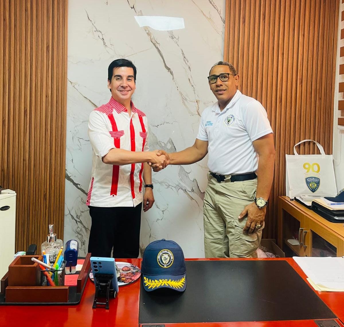 Observatorio y Policía Comunitaria acuerdan impulsar talleres de derechos humanos