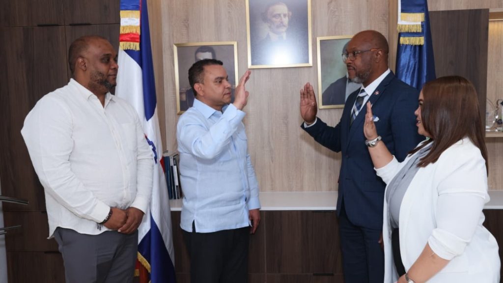 SNS juramenta autoridades en Hospital Antonio Musa y refuerza humanización de servicios de salud