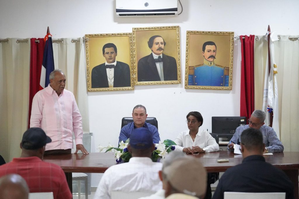 El Gobierno encabeza acciones en el Este del país para mitigar efectos de lluvias en el sector agropecuario