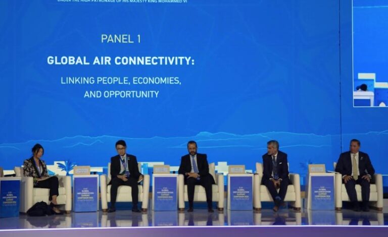 República Dominicana potencia conectividad aérea en foro mundial de la OACI