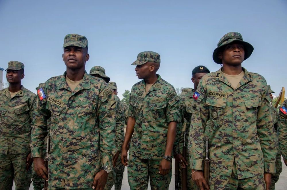 Persiste la inactividad militar en Haití tras 72 horas del decreto de alerta máxima contra bandas armadas