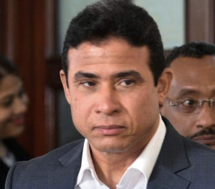 Inicia etapa final del juicio de fondo contra Adán Cáceres por presunta red de corrupción administrativa