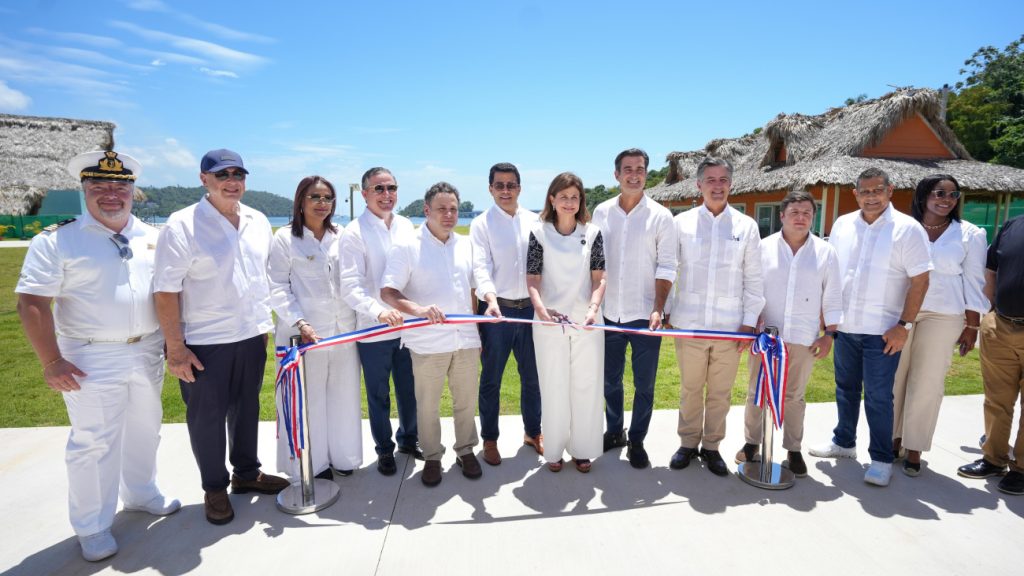 Vicepresidenta Raquel Peña inaugura primera etapa del puerto Samaná Bayport