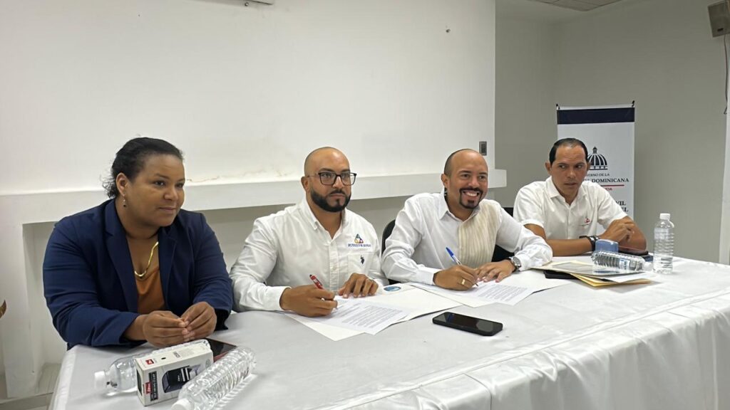 CORAMON y comunitarios sellan acuerdo histórico por el agua en Bonao