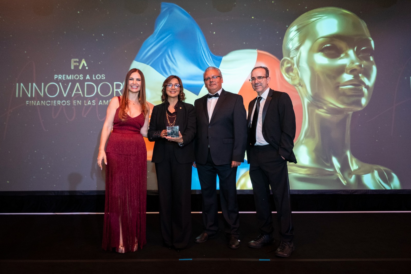 BHD obtiene platino en los Premios a los Innovadores Financieros en las Américas