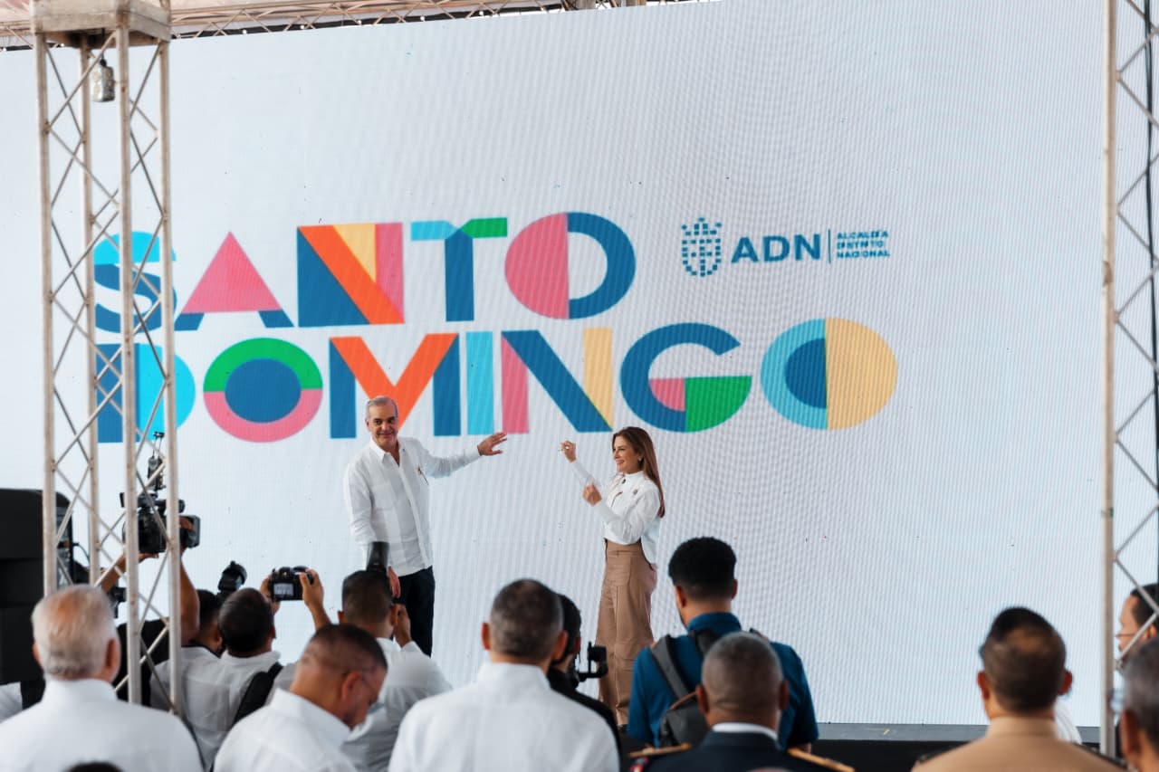 Presidente Abinader y alcaldesa Carolina Mejía inauguran Malecón Deportivo, nuevo punto de encuentro del deporte dominicano