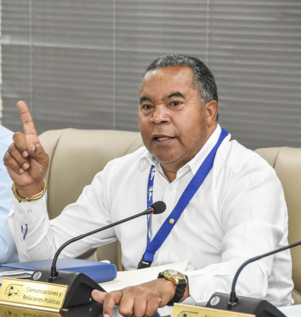 ADP condena hechos que afectan la dignidad educativa y llama a fortalecer el perfil de ingreso a la carrera docente