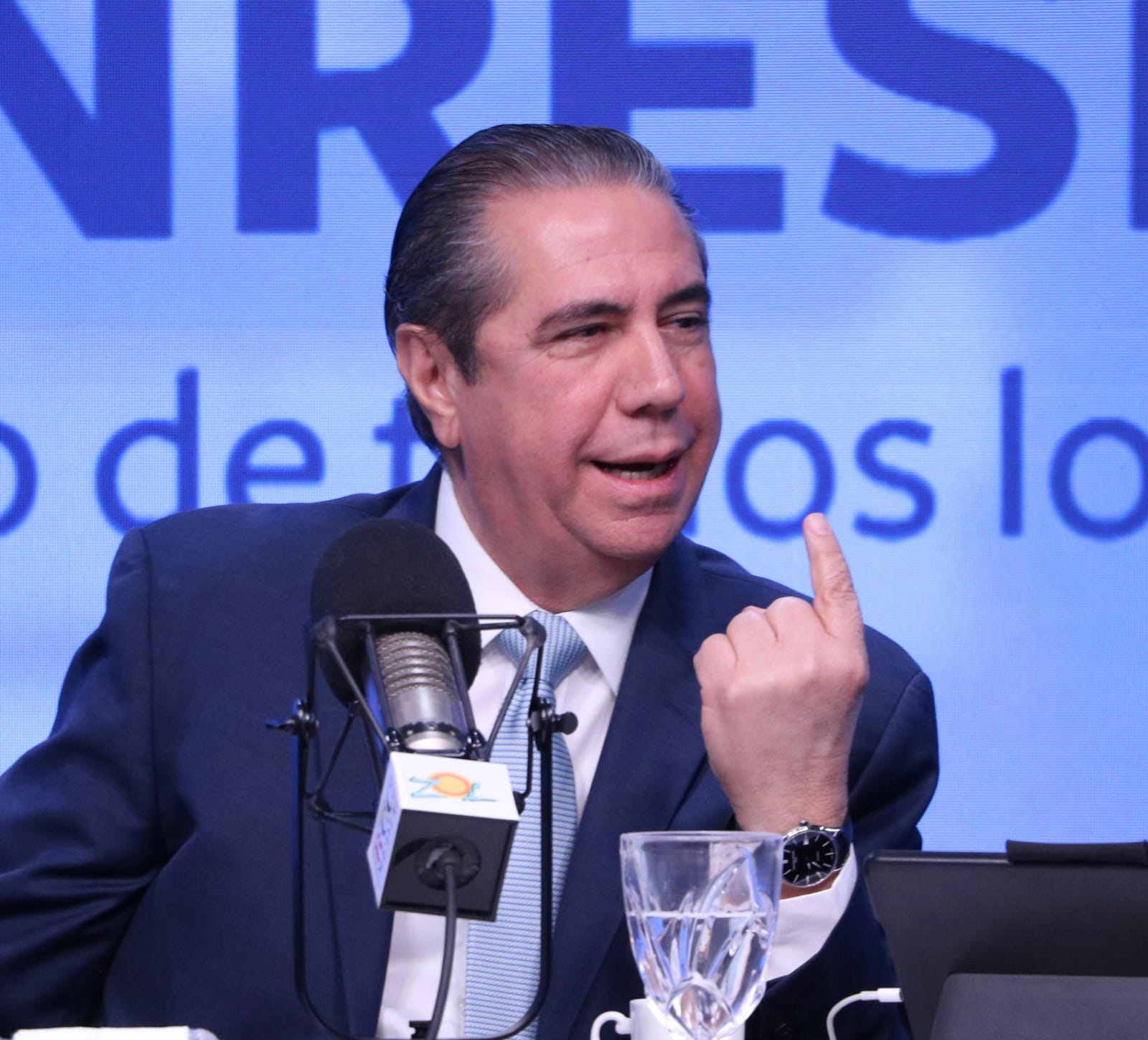 Fransico Javier sugiere al gobierno poner atención sobre advertencia de Frank Rainieri