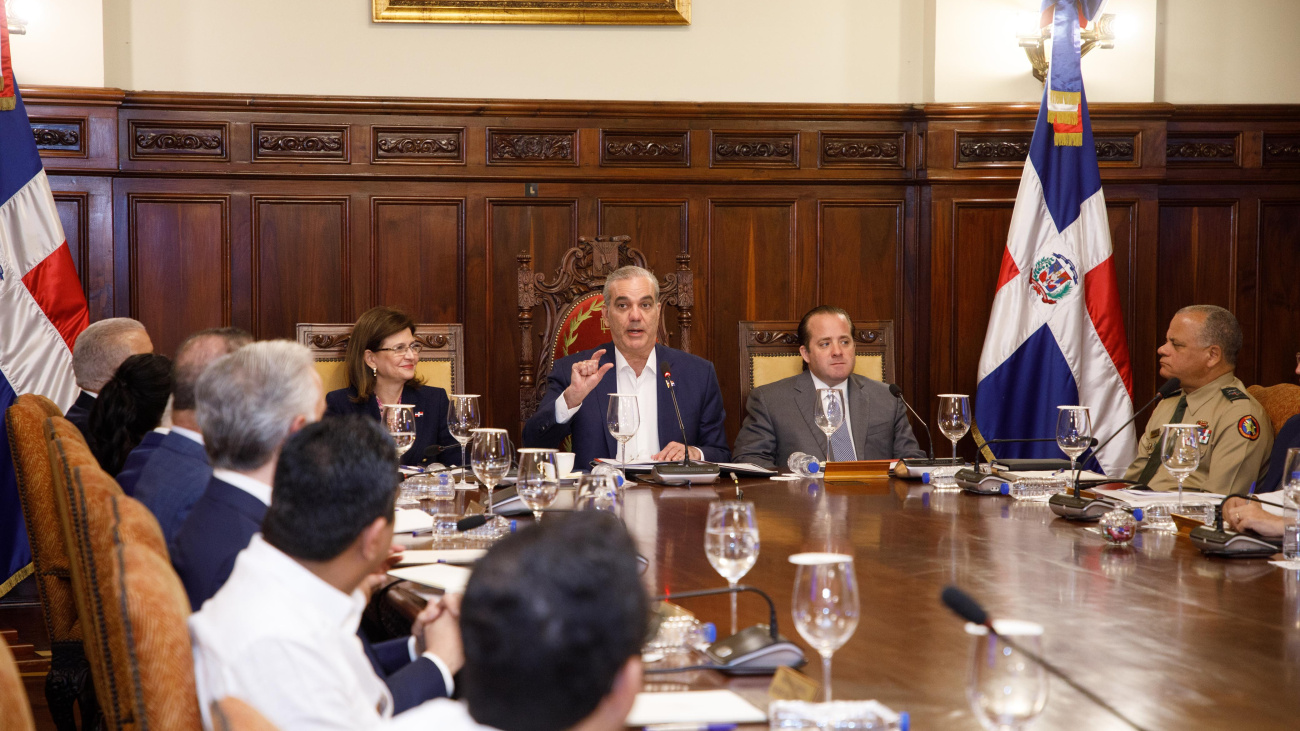 Gobierno anuncia nuevas medidas para enfrentar el impacto de la crisis en Medio Oriente sobre la economía dominicana