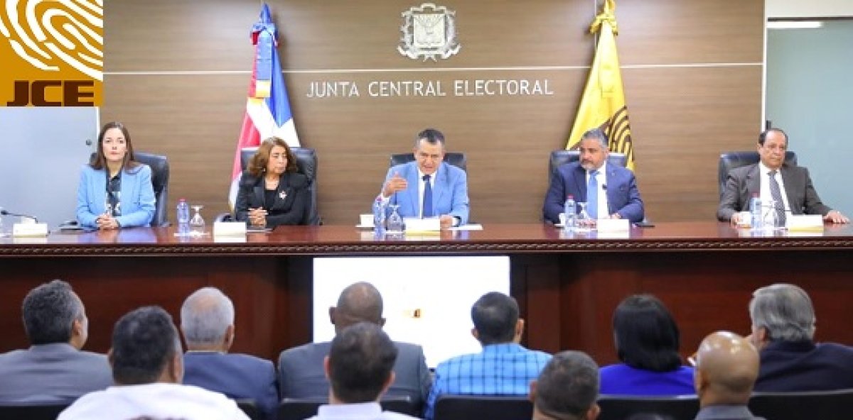 Llaman a no seguir satanizando la medida de la JCE sobre encuestas