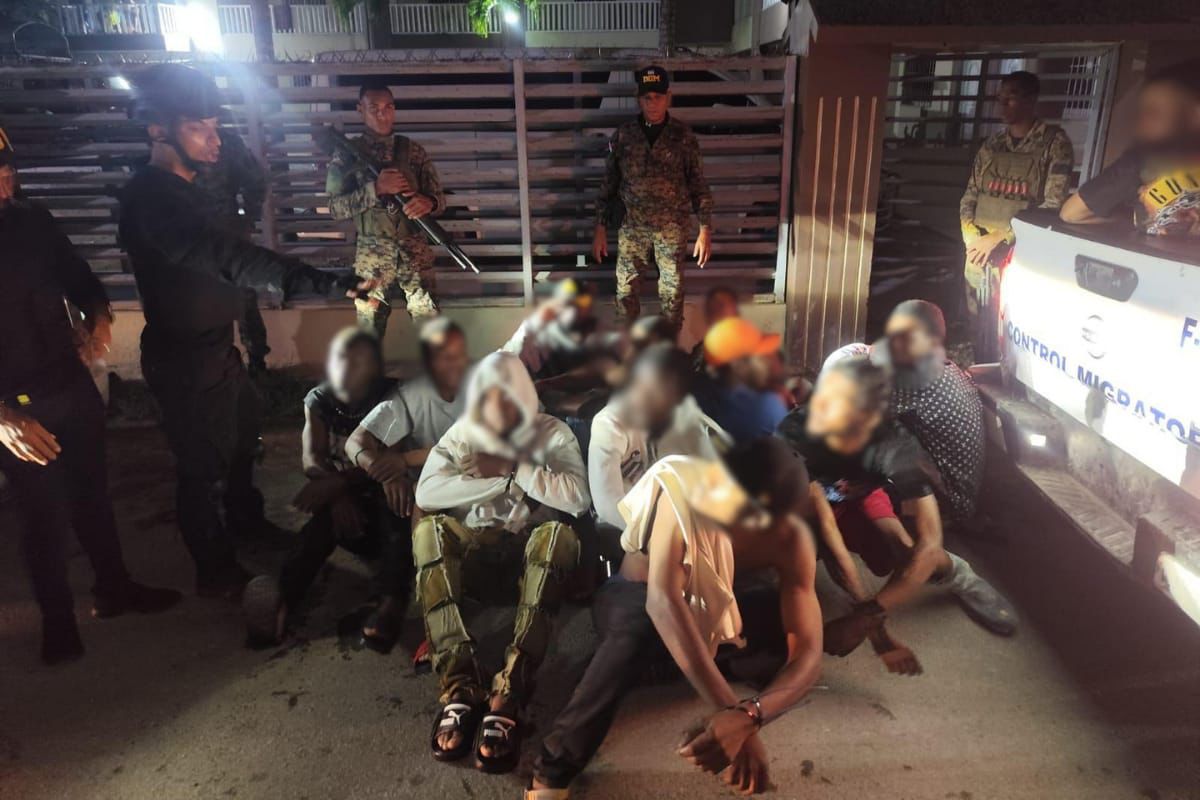 Este martes Santo Domingo y Elías Piña reportan 210 de 1,109 detenidos por Migración