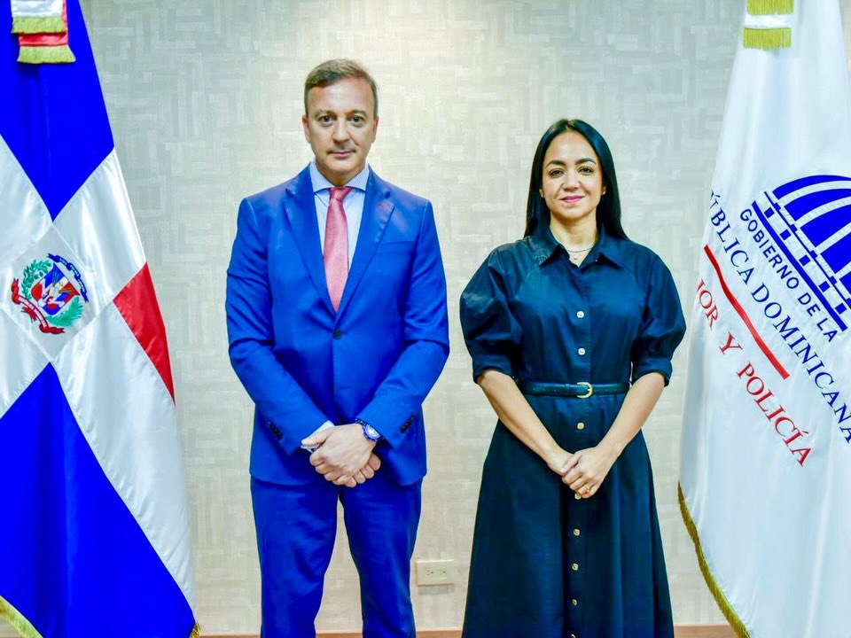 República Dominicana fortalece cooperación policial regional con AMERIPOL