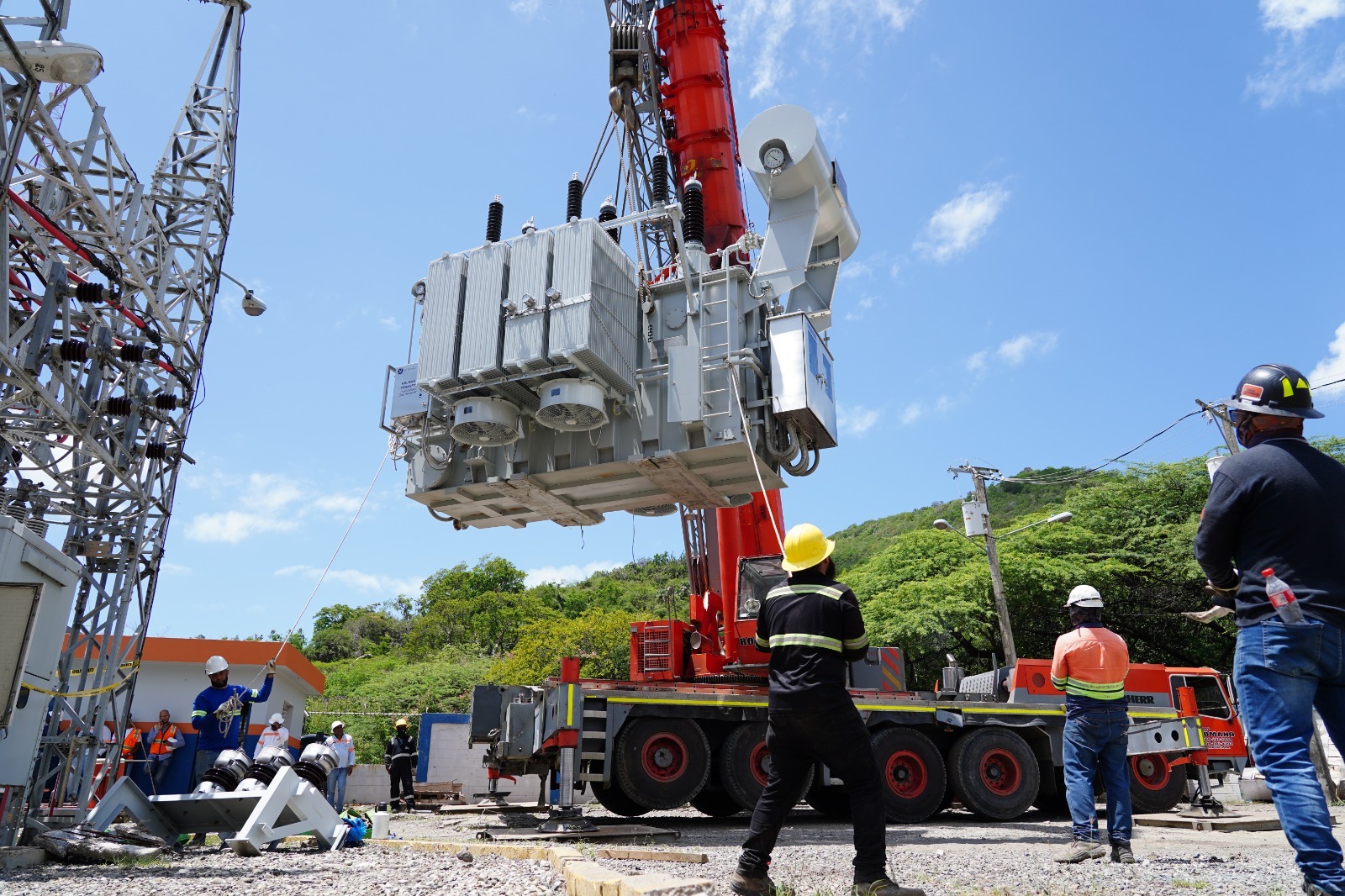 Mayor estabilidad energética: ETED desarrolla trabajos programados en regiones Sur, Este y Norte, esta semana
