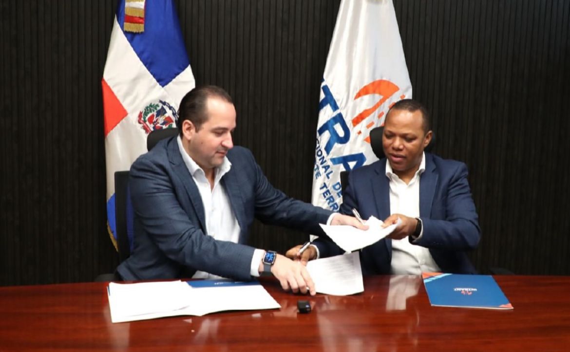 INTRANT y CAEI firman acuerdo para promover educación vial y conducción responsable