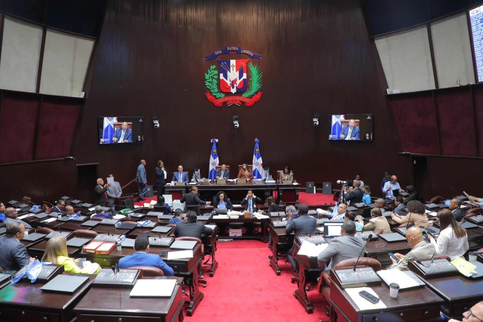 Cámara de Diputados aprueba en primera discusión proyecto de modificación del Código de Trabajo