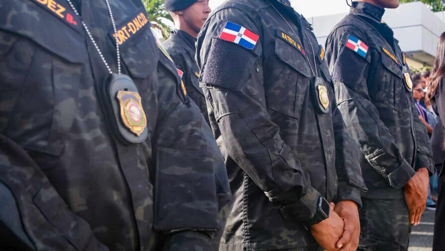 Más de 600 agentes de la DNCD son ascendidos; es el primer grupo bajo el reglamento de carrera