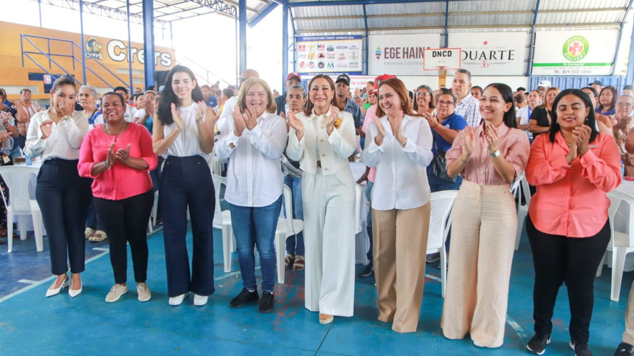 Gobierno beneficia más de 38,000 familias en Valverde y Santiago Rodríguez con programas sociales
