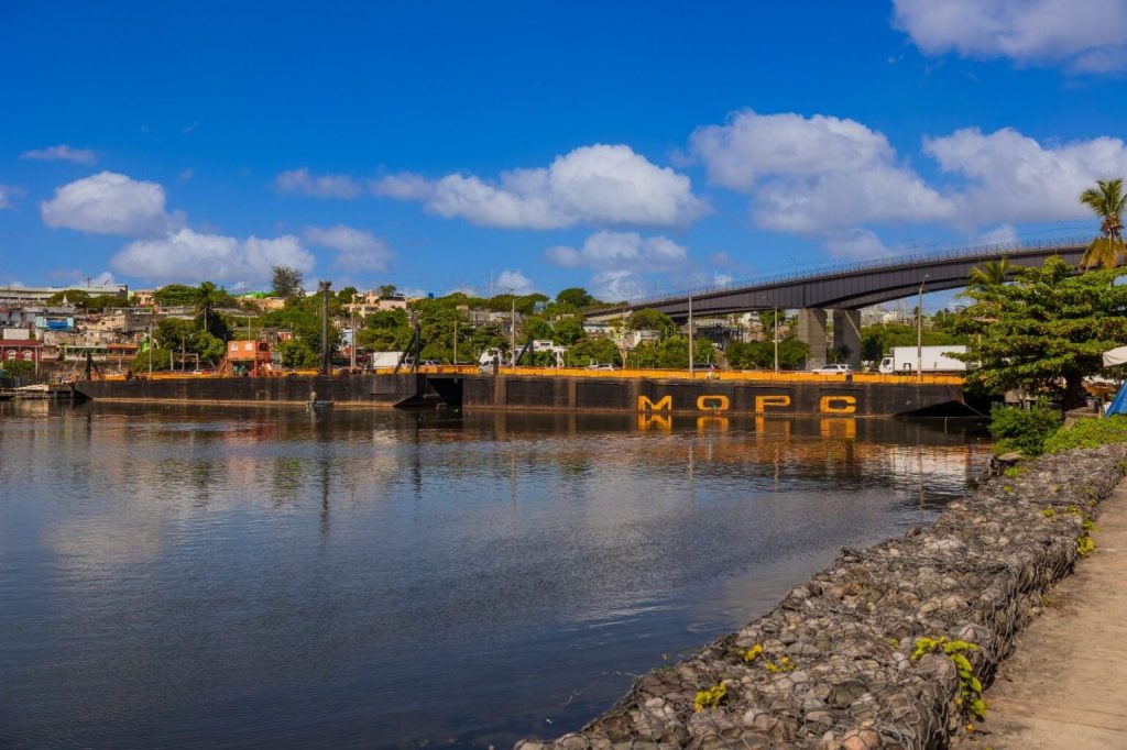 Puente Flotante será cerrado este sábado por dos horas para permitir paso de embarcación