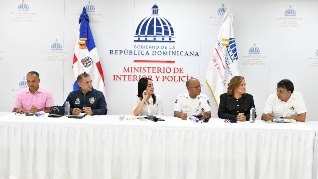 Ministerio de Interior y Policía y alcaldías del Gran Santo Domingo impulsan plan para regularizar motoconchos y reforzar la seguridad