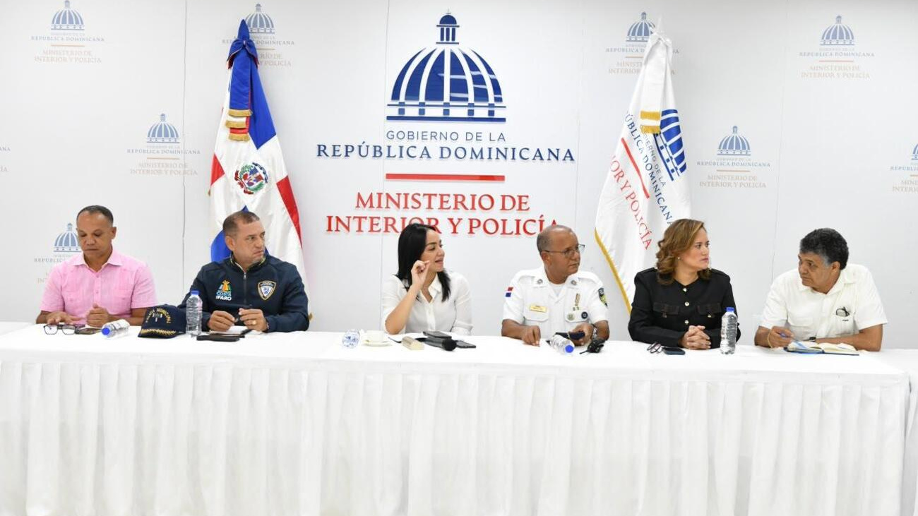 Ministerio de Interior y Policía y alcaldías del Gran Santo Domingo impulsan plan para regularizar motoconchos y reforzar la seguridad