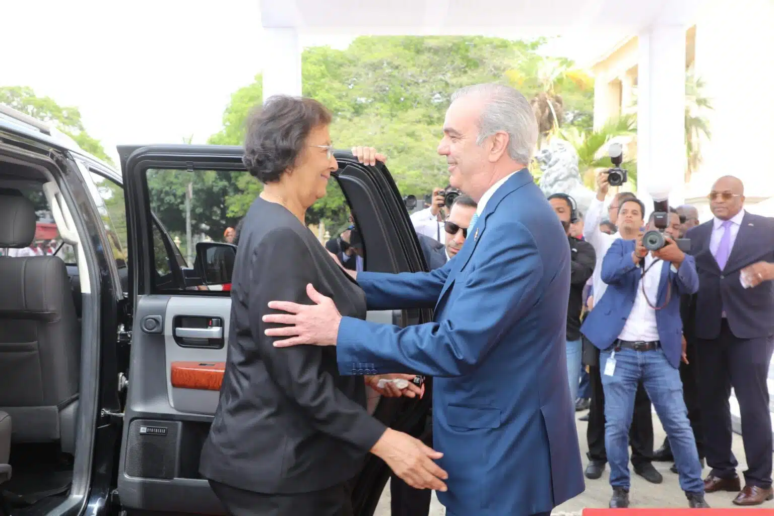 República Dominicana y Surinam acuerdan ampliar las relaciones comerciales
