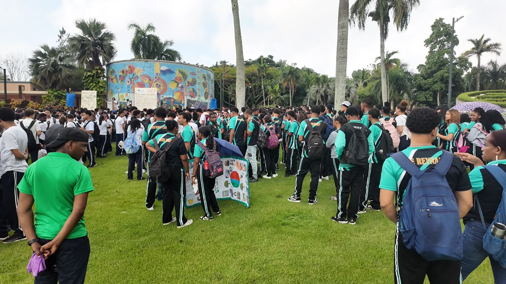 Jardín Botánico realiza marcha por el Día Mundial de Medioambiente
