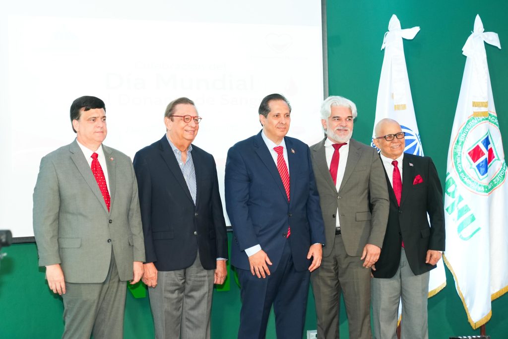 Ministro de Salud: “La donación de sangre no debería nacer de una transacción, sino de la decisión generosa de ayudar a otro ser humano”