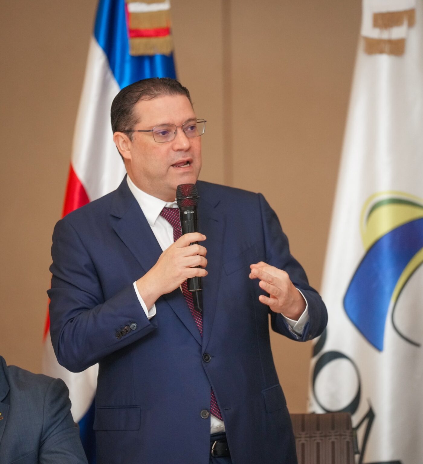 Ministro de Industria y Comercio viajará a Alemania a captar inversiones