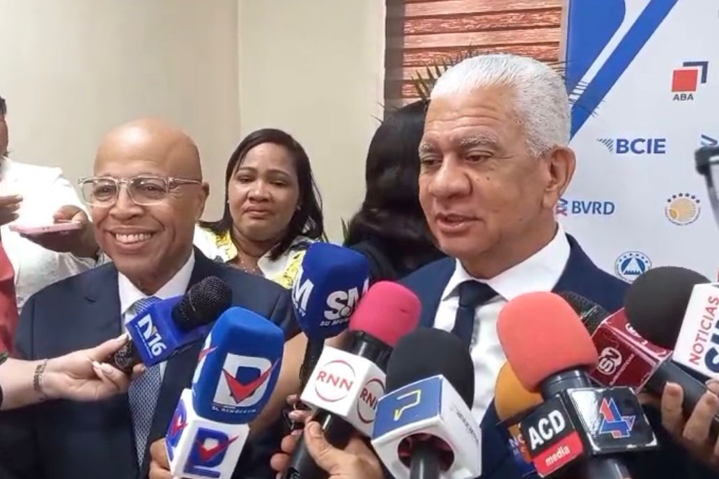Presidentes del Senado y Cámara de Diputados defienden agilizar conocimiento de propuesta económica anticrisis“Retardar en el Congreso Nacional esta situación sería continuar provocando que la crisis pueda avanzar”