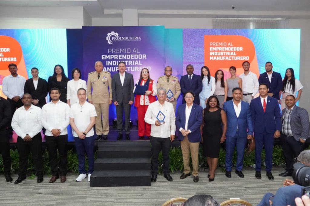 Proindustria premia innovación industrial con más de RD$1.7 millones