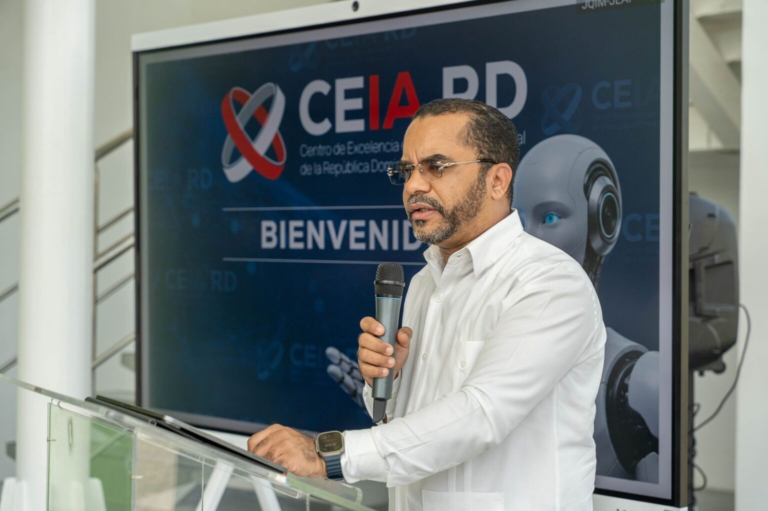 ITLA asume liderazgo académico del primer Centro de Excelencia en Inteligencia Artificial de RD