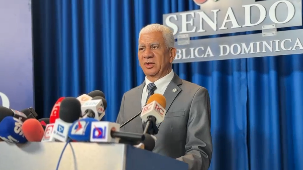 Presidente del Senado asegura medidas económicas no afectarán a la clase media ni a los más vulnerables