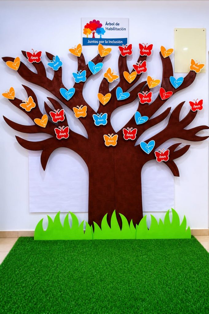 Inauguran el Árbol de Rehabilitación “Juntos por la Inclusión”