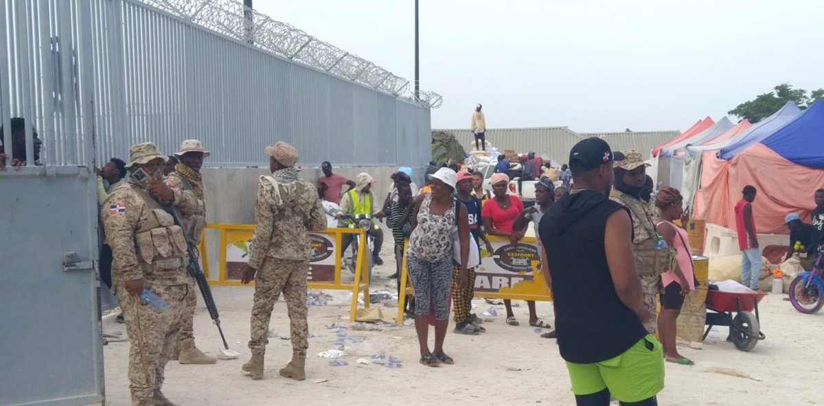 Tensión en la frontera de Pedernales por disputa entre comerciantes y empresas interesadas en vender a Haití
