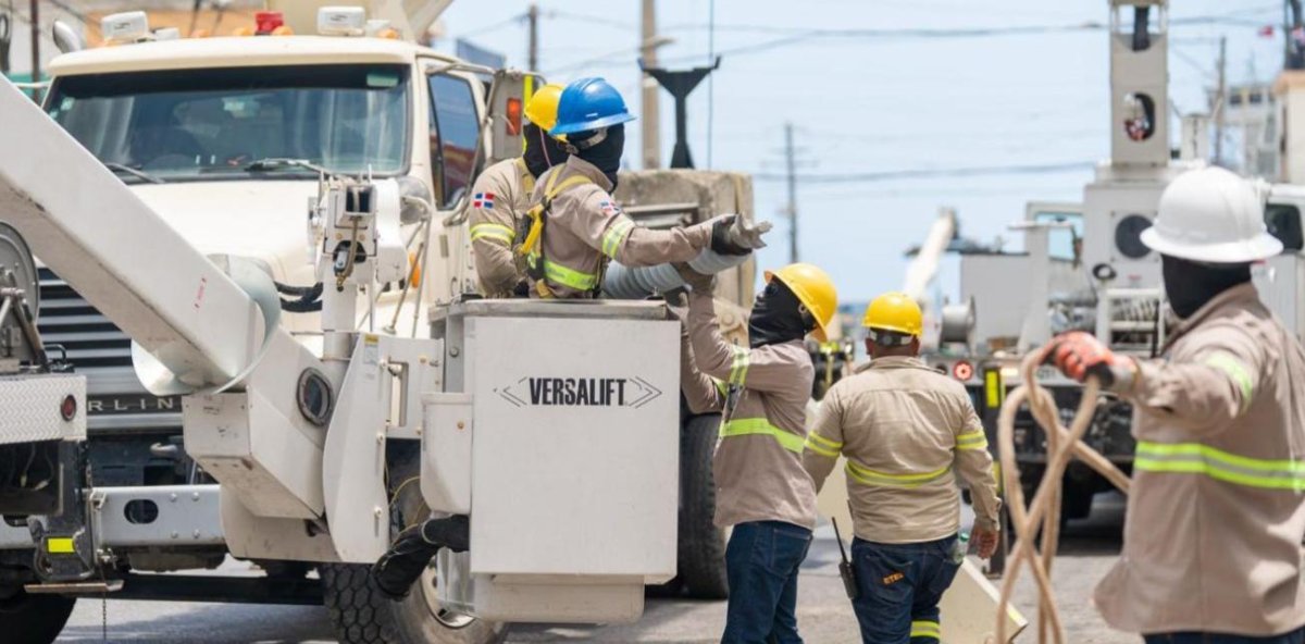 ETED avanza trabajos para fortalecer red eléctrica de Puerto Plata con nueva reconducción