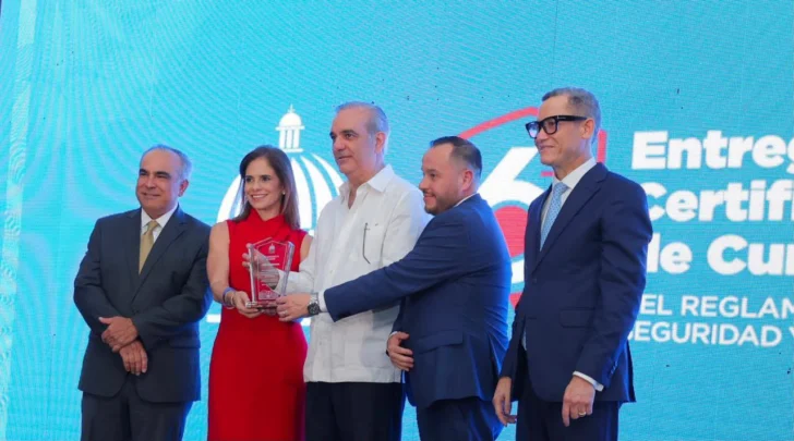 AES Dominicana recibe máximo reconocimiento por su excelencia en seguridad laboral