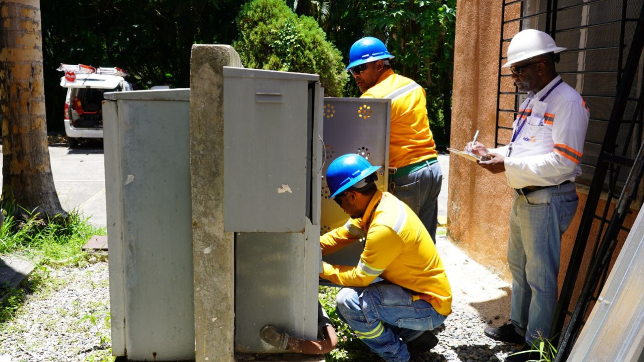 Edesur regulariza más de 240,000 clientes y refuerza ofensiva contra el fraude eléctrico