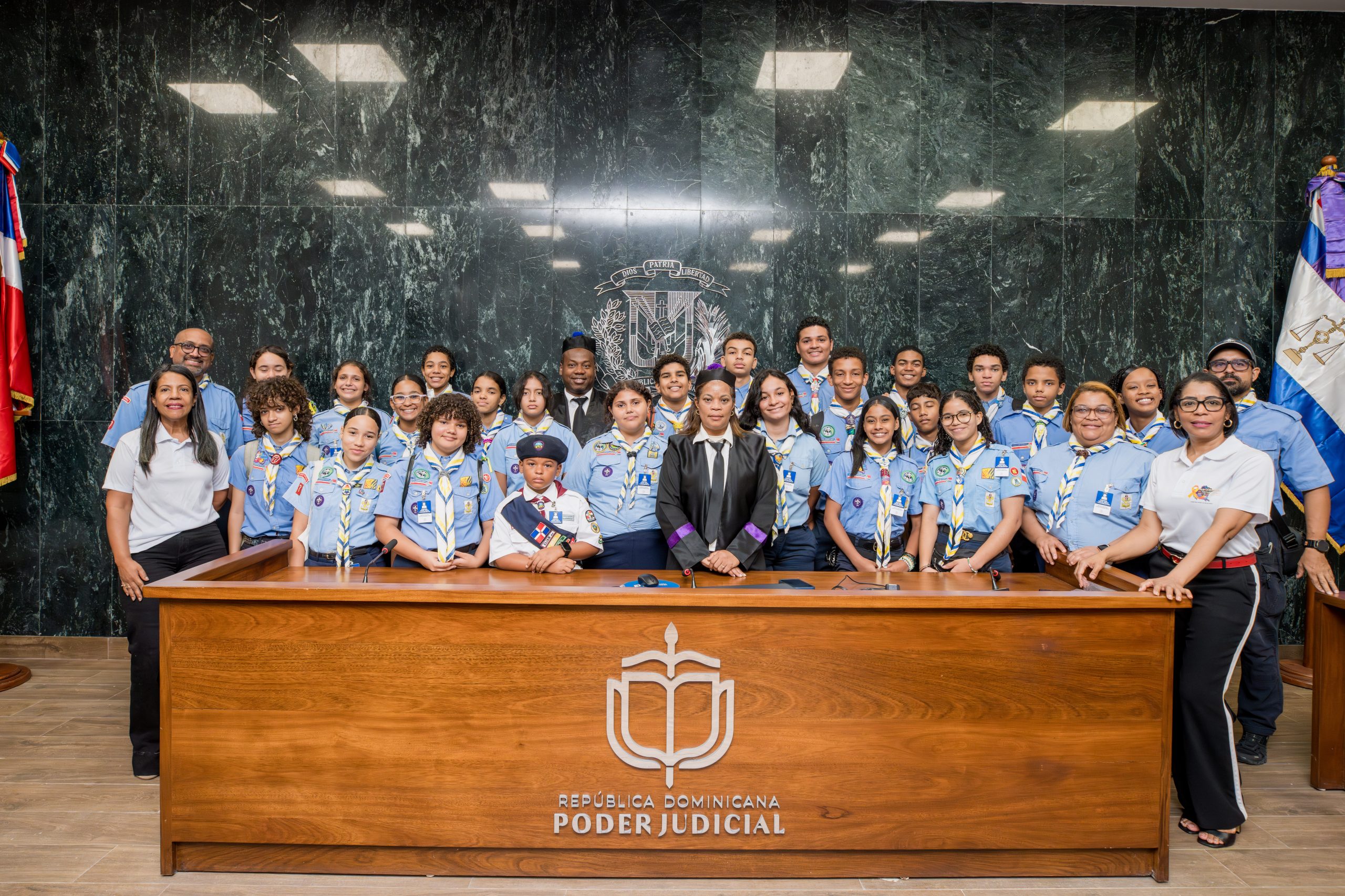Ciudad Judicial SDE recibe jóvenes Scouts en jornada educativa sobre justicia