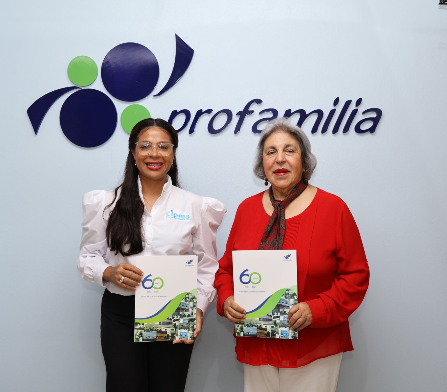 Profamilia y CIPESA firman acuerdo para realizar la quinta edición del Premio Periodístico Nacional en Salud Raphy Durán