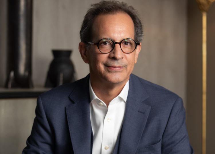 Santiago Camarena asume la presidencia ejecutiva de Alpha con foco en clientes, cultura y mercado