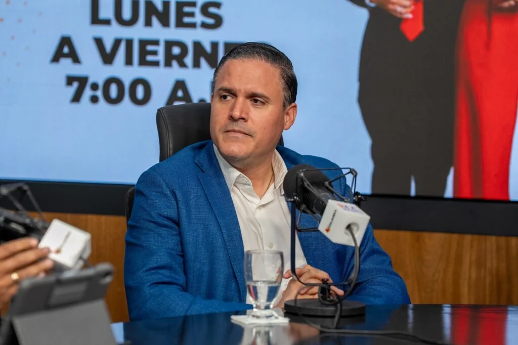 De acuerdo con la institución, las personas que formen parte de la organización del evento deberán presentar su gafete oficial de acreditación para acceder sin costo al sistema de transporte.