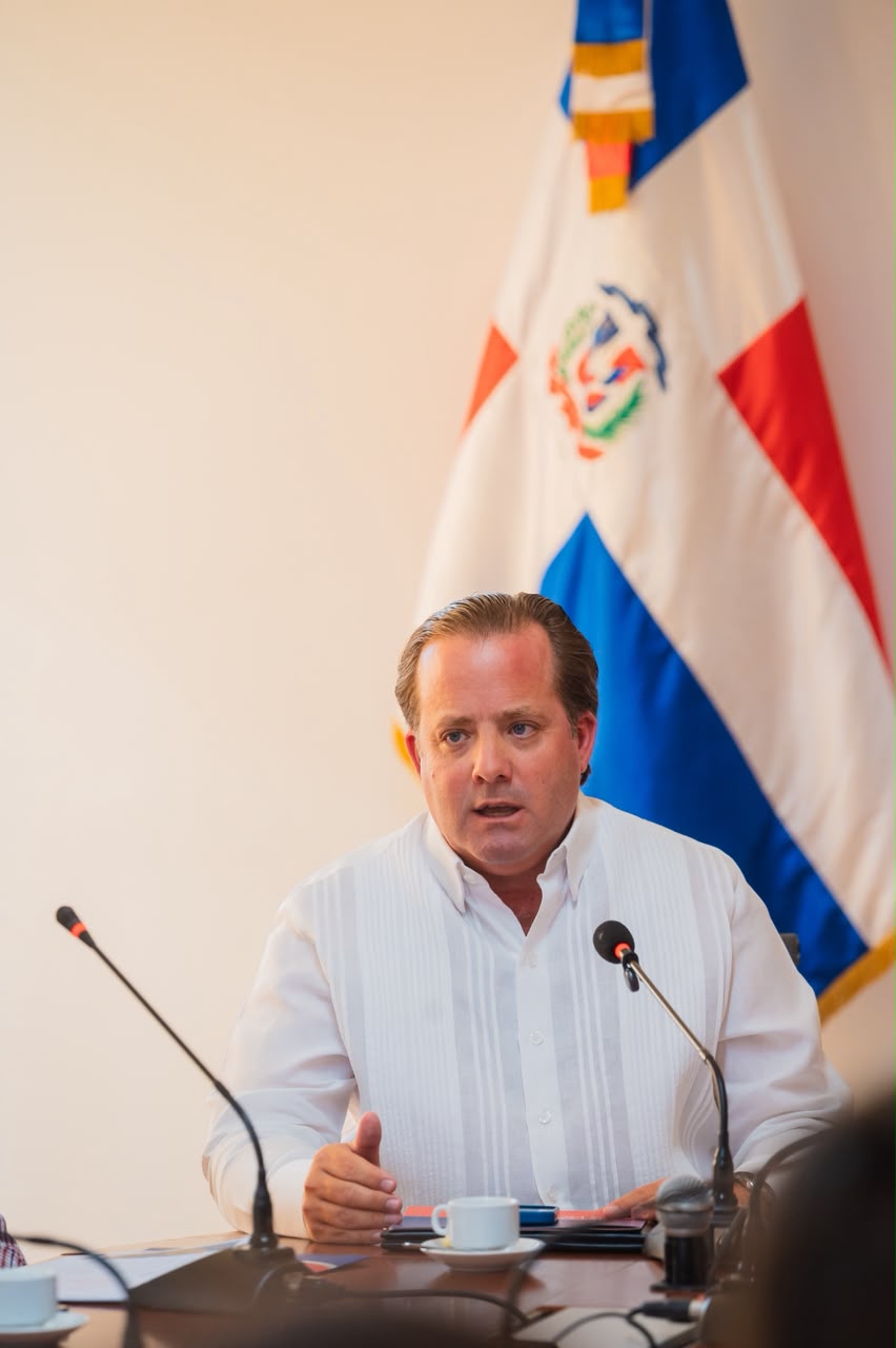 Empresarios de Santiago respaldan Autopista del Ámbar como eje estratégico para el desarrollo de la región Norte