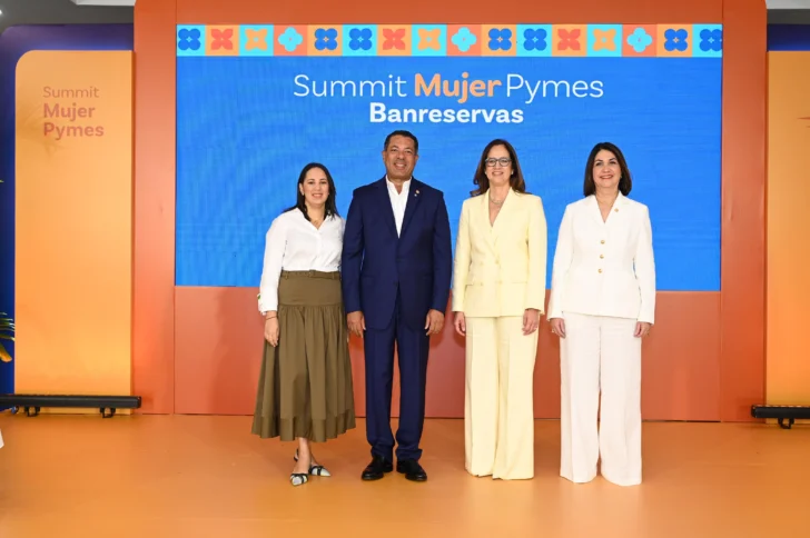 Banreservas impulsa el emprendimiento femenino con RD$5,000 millones para financiar pymes