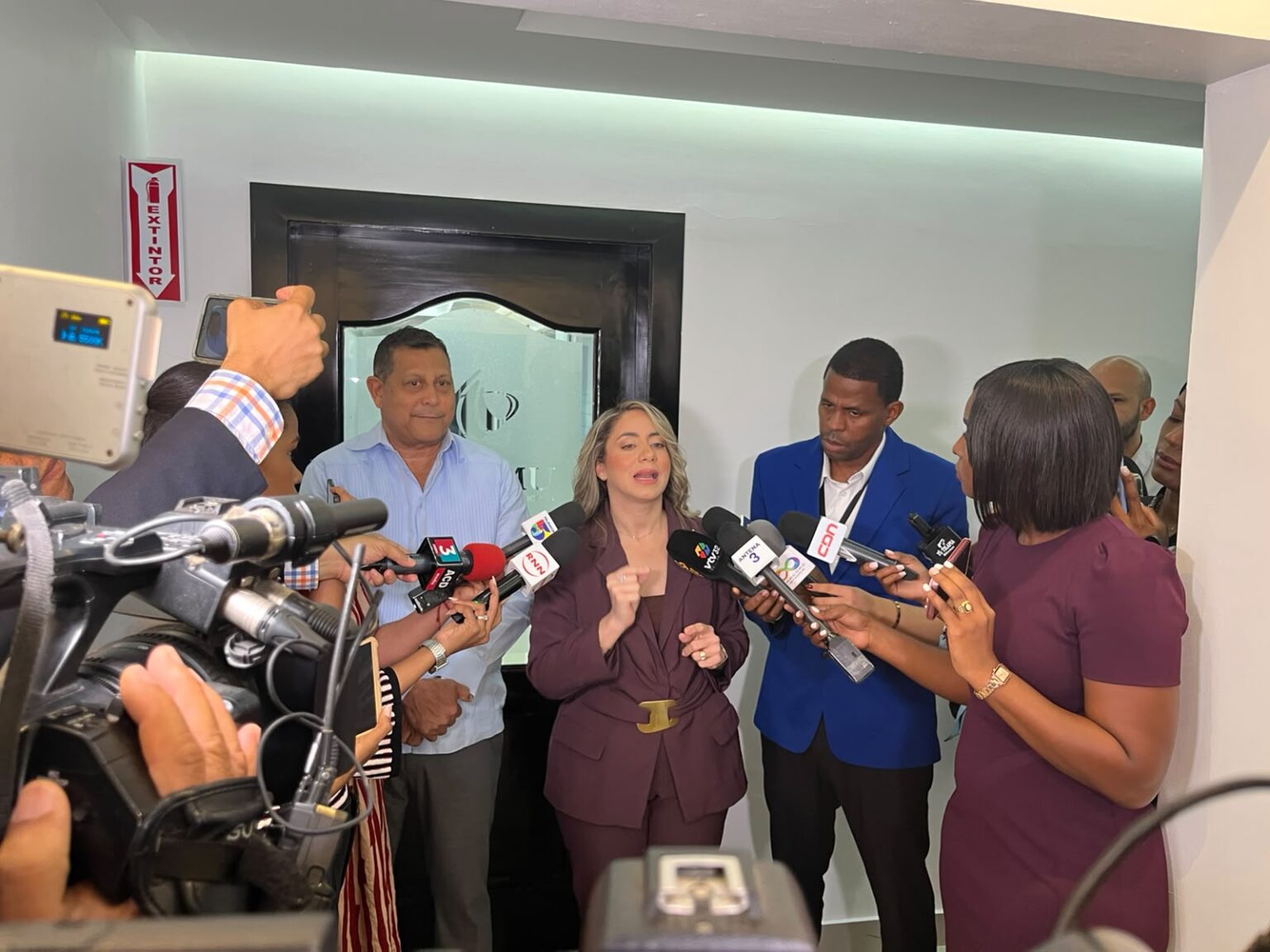 Llevarán consulta sobre violencia contra las mujeres a los municipios del país