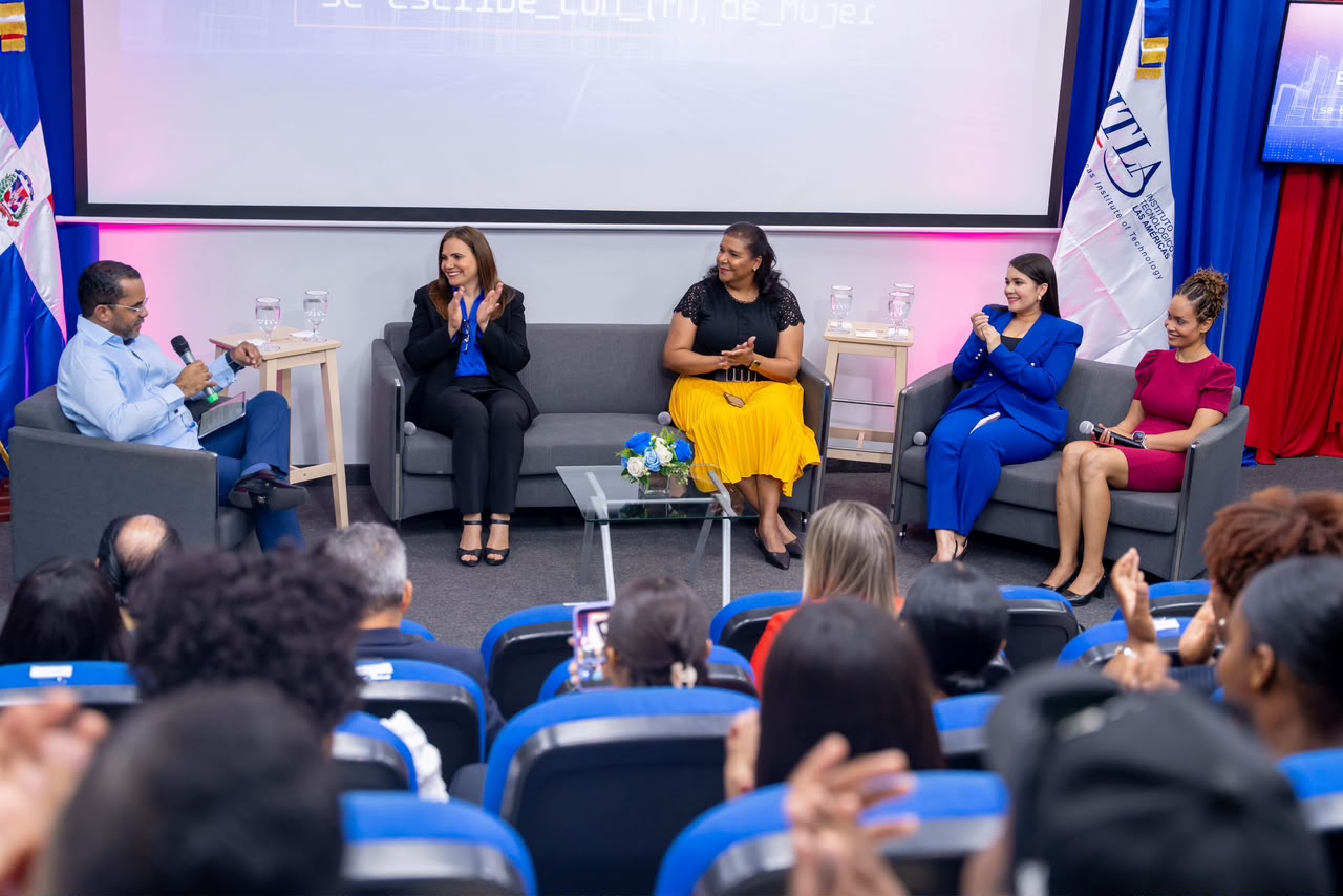 ITLA impulsa el liderazgo femenino en ciencia y tecnología con inspirador panel STEAM